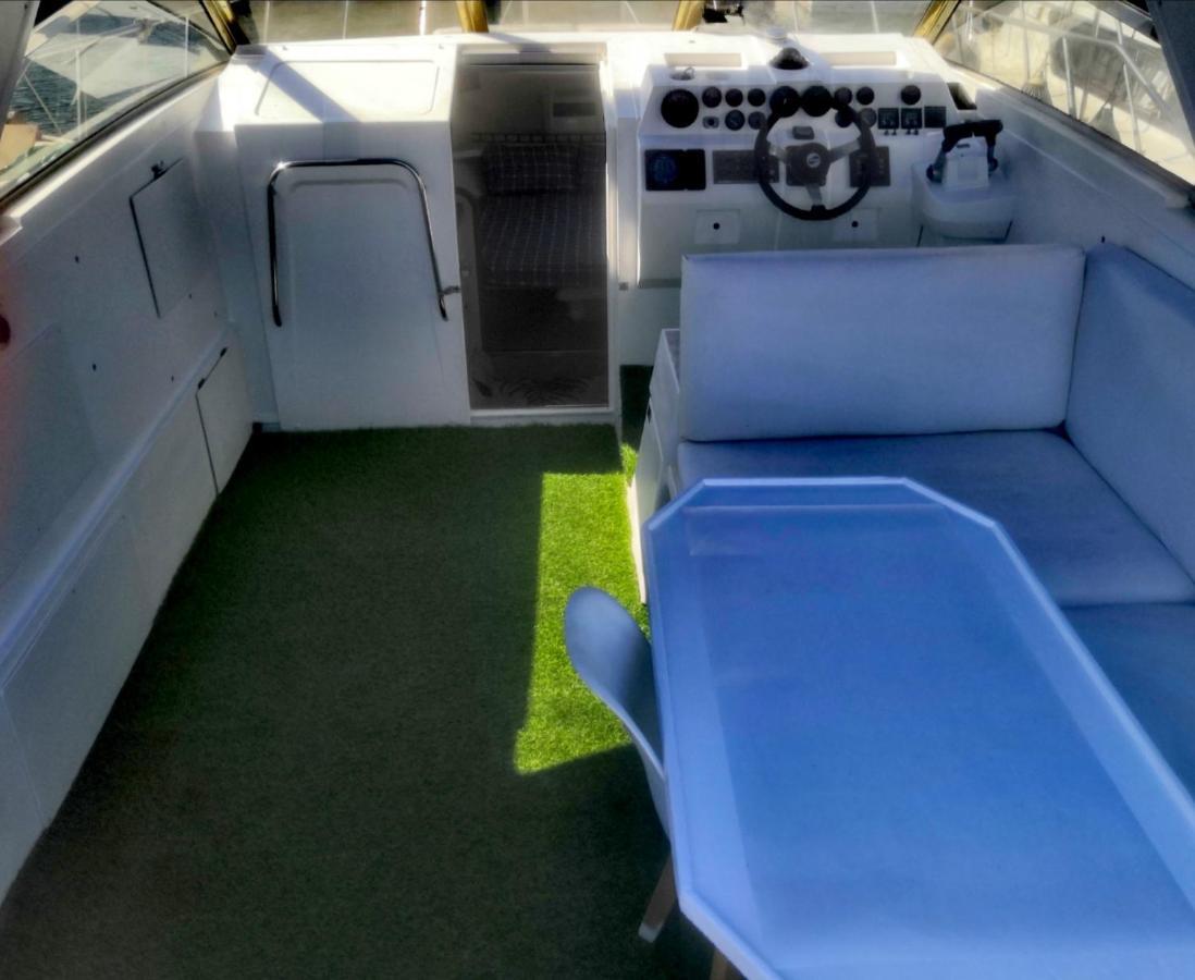 Cozy private two rooms yacht in Barcelona - Port Fórum Sant Adrià de Besòs Exterior foto