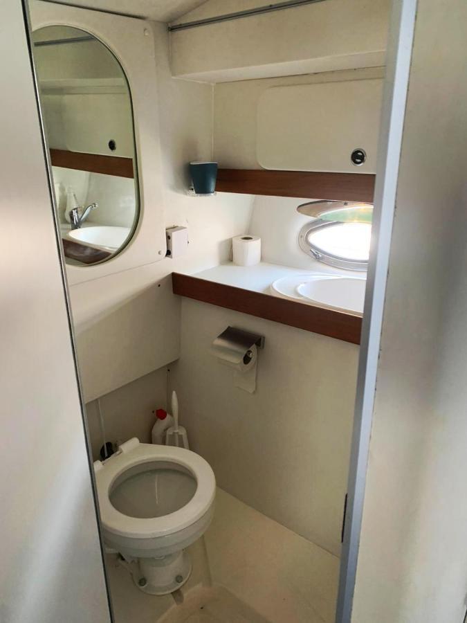 Cozy private two rooms yacht in Barcelona - Port Fórum Sant Adrià de Besòs Exterior foto