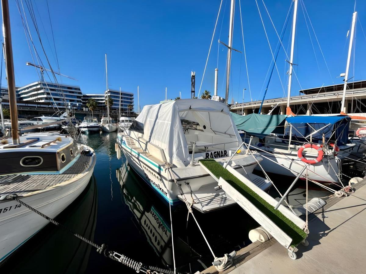 Cozy private two rooms yacht in Barcelona - Port Fórum Sant Adrià de Besòs Exterior foto